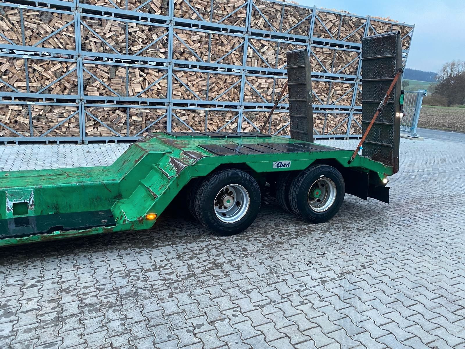 Fahrzeugabbildung Dinkel Ebert TLS 36 ST AV 2-Achs-Auflieger abkoppelbar