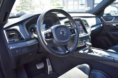 Fahrzeugabbildung Volvo XC90 D5 R-Design*LED*LUFT*CAM*Mietkauf mögl.