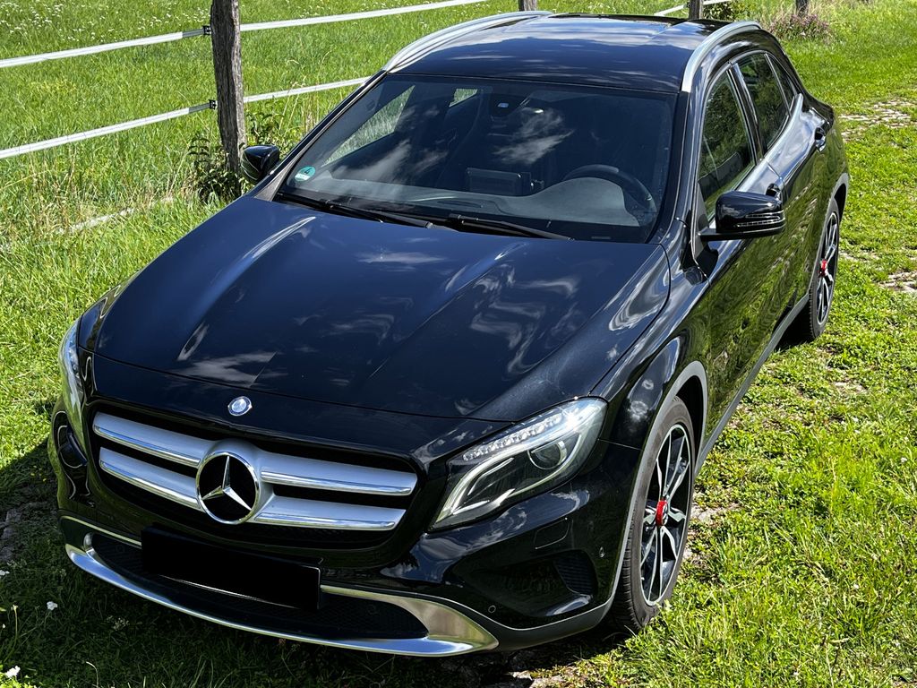 Image of Mercedes-Benz GLA 180