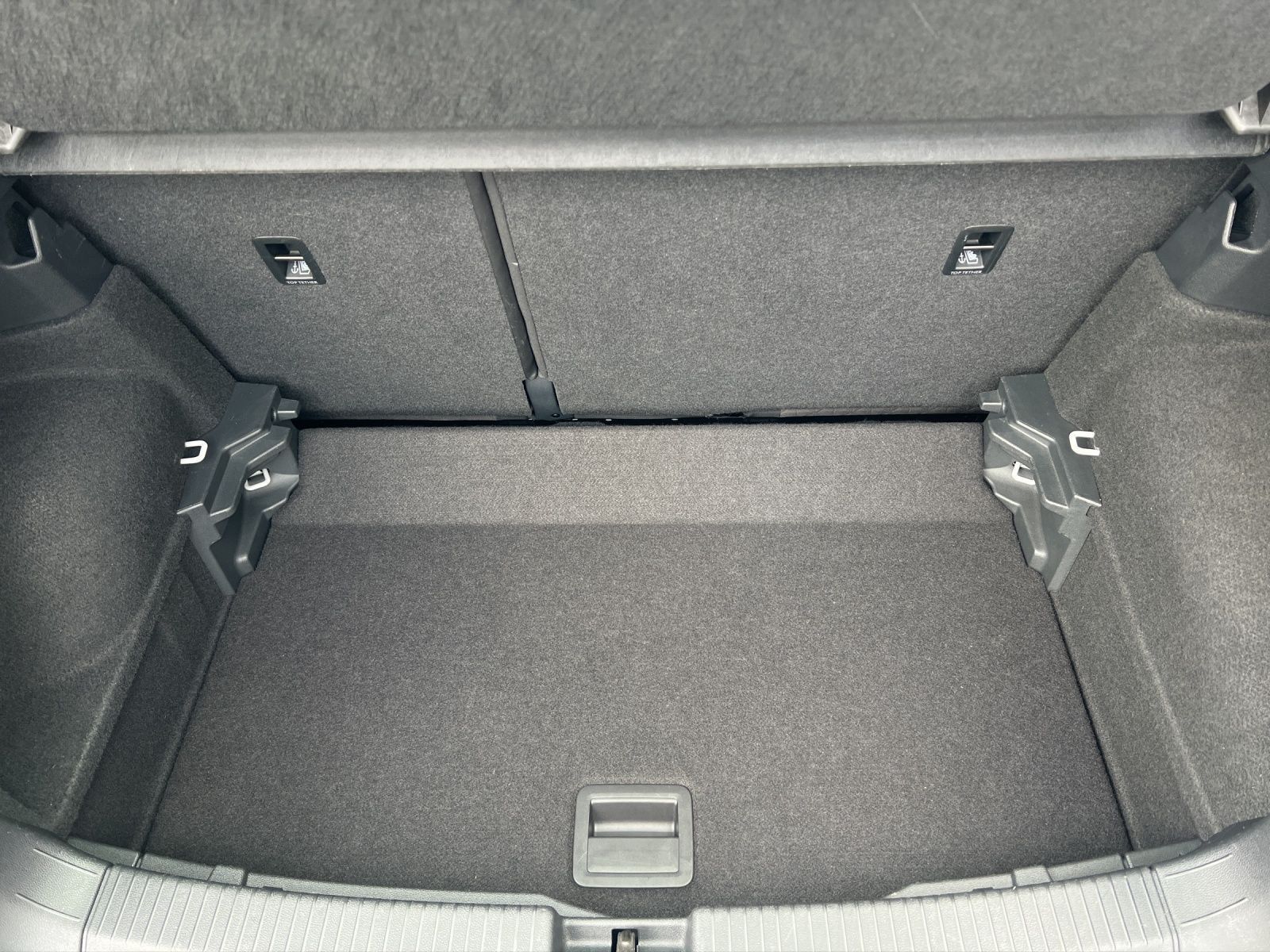T-Cross Style 1.0 l TSI AHK*Navi*Kamera