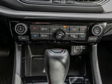 Jeep Compass 80th Anniversary FWD 360° Kamera Navi