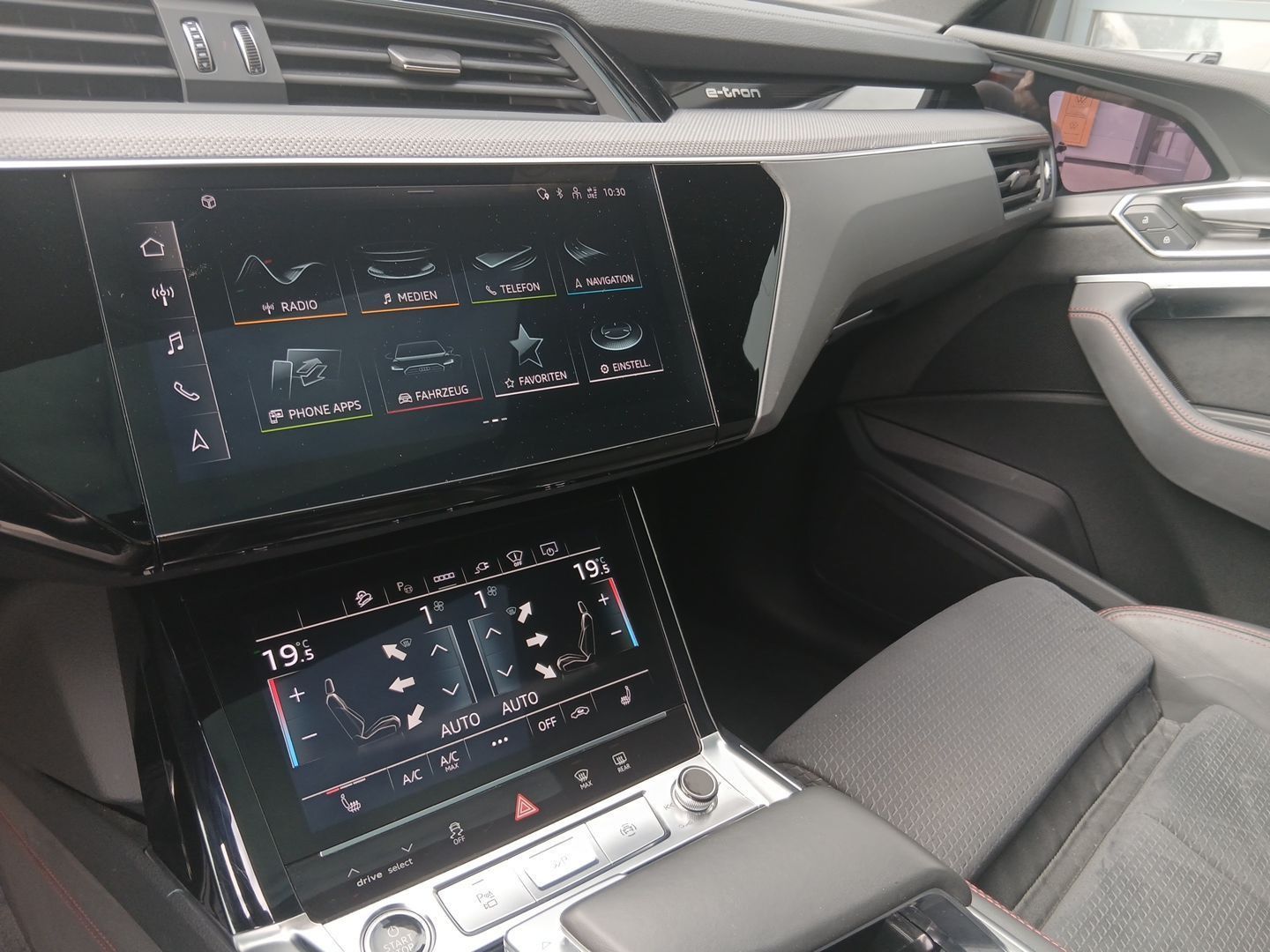 Audi Q8 e-tron - Bild 18