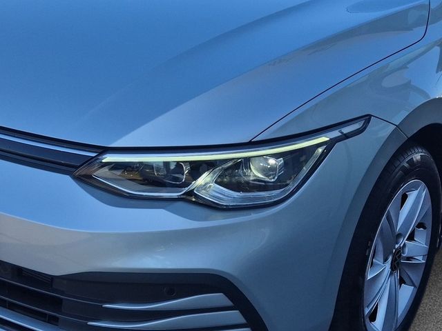 Golf VIII Variant 1.5 eTSI Life *DSG*LED*AHK*NAV