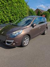 Renault Scenic Luxe TCe 130 Luxe, AHK, 4 Fach Bereift - Renault Scenic: 4.4