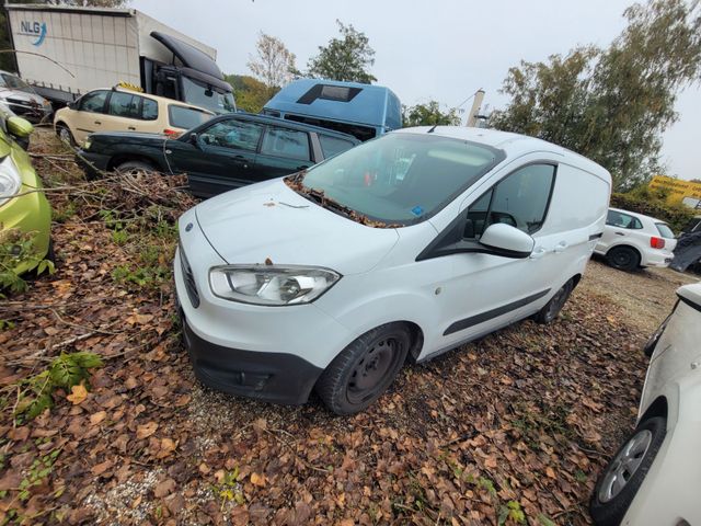 Ford Transit Courier Trend