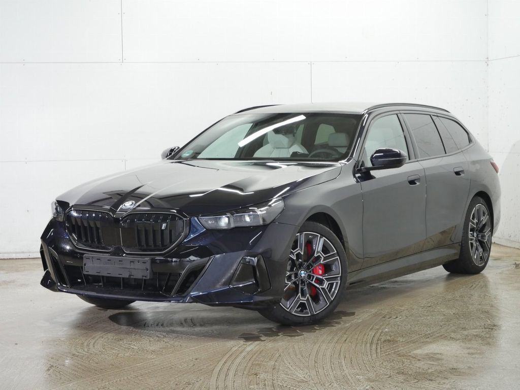 BMW i5 eDrive40 Touring M Sport AHK Panodach HUD