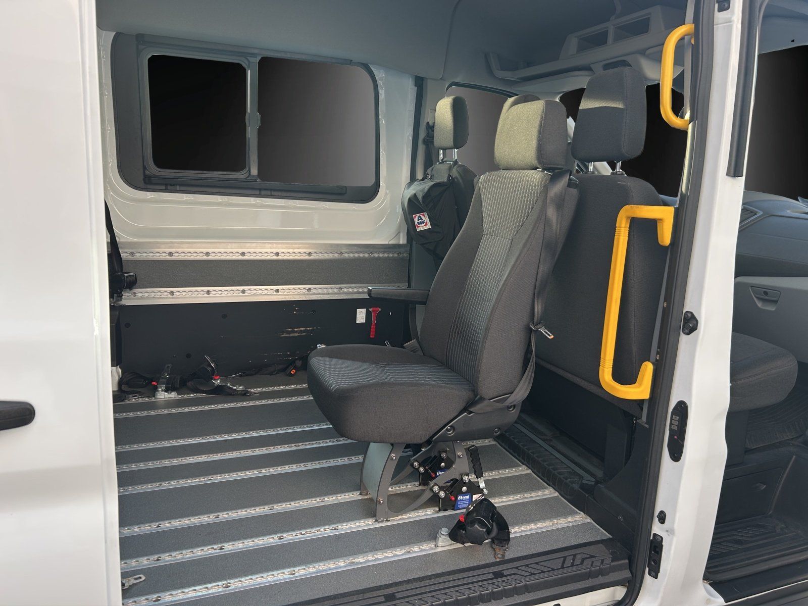 Fahrzeugabbildung Ford Transit FT 350 2.0 TDCi L3 FWD RAMPE/STANDHZG/