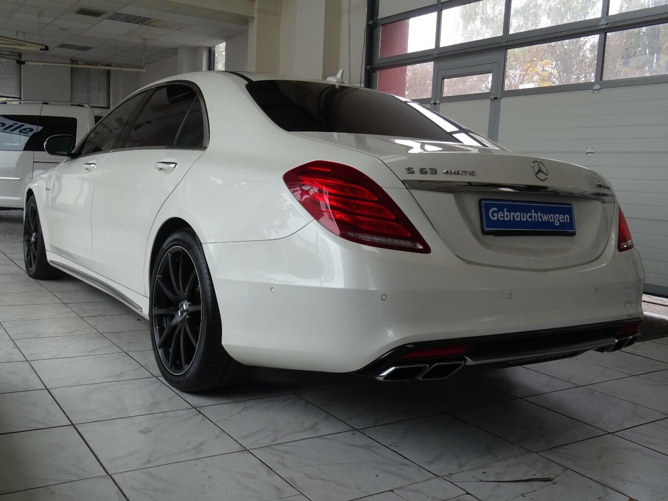 Mercedes-Benz S 63 AMG 4Matic Lang Chauffeur Exclusiv