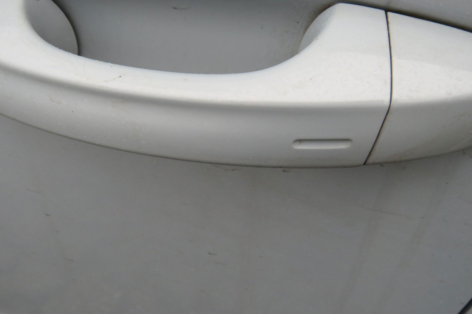 Fahrzeugabbildung Volkswagen T-Roc Sport R-LINE PANO 18`LED NAVI APP 1.HD