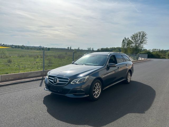 MERCEDES-BENZ E 250