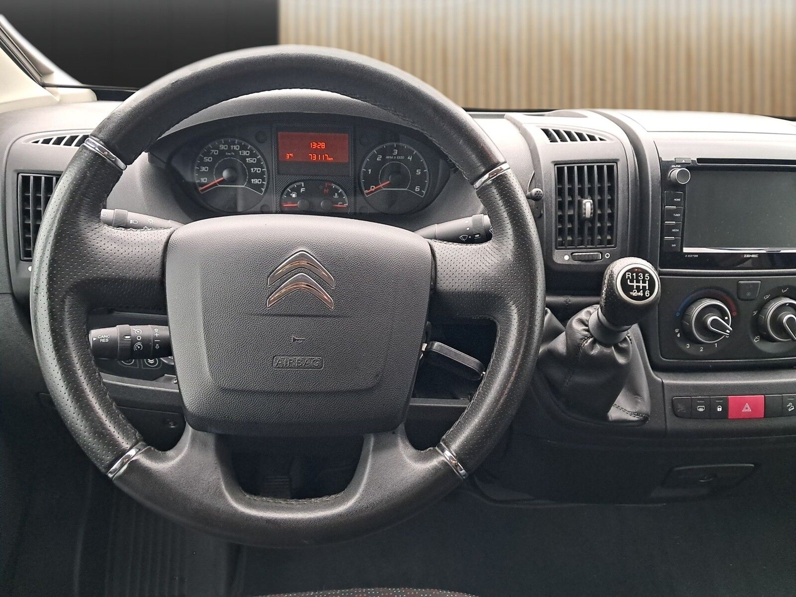 Fahrzeugabbildung Clever Celebration 600 AHK,SAT,Markise,TV,Ludtfederung