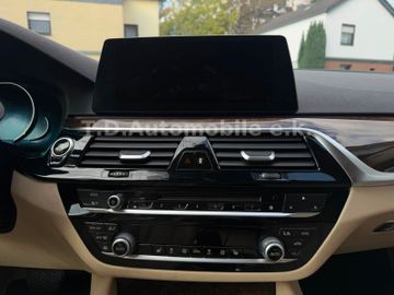 BMW 520 - 12