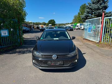 Volkswagen Polo - 1