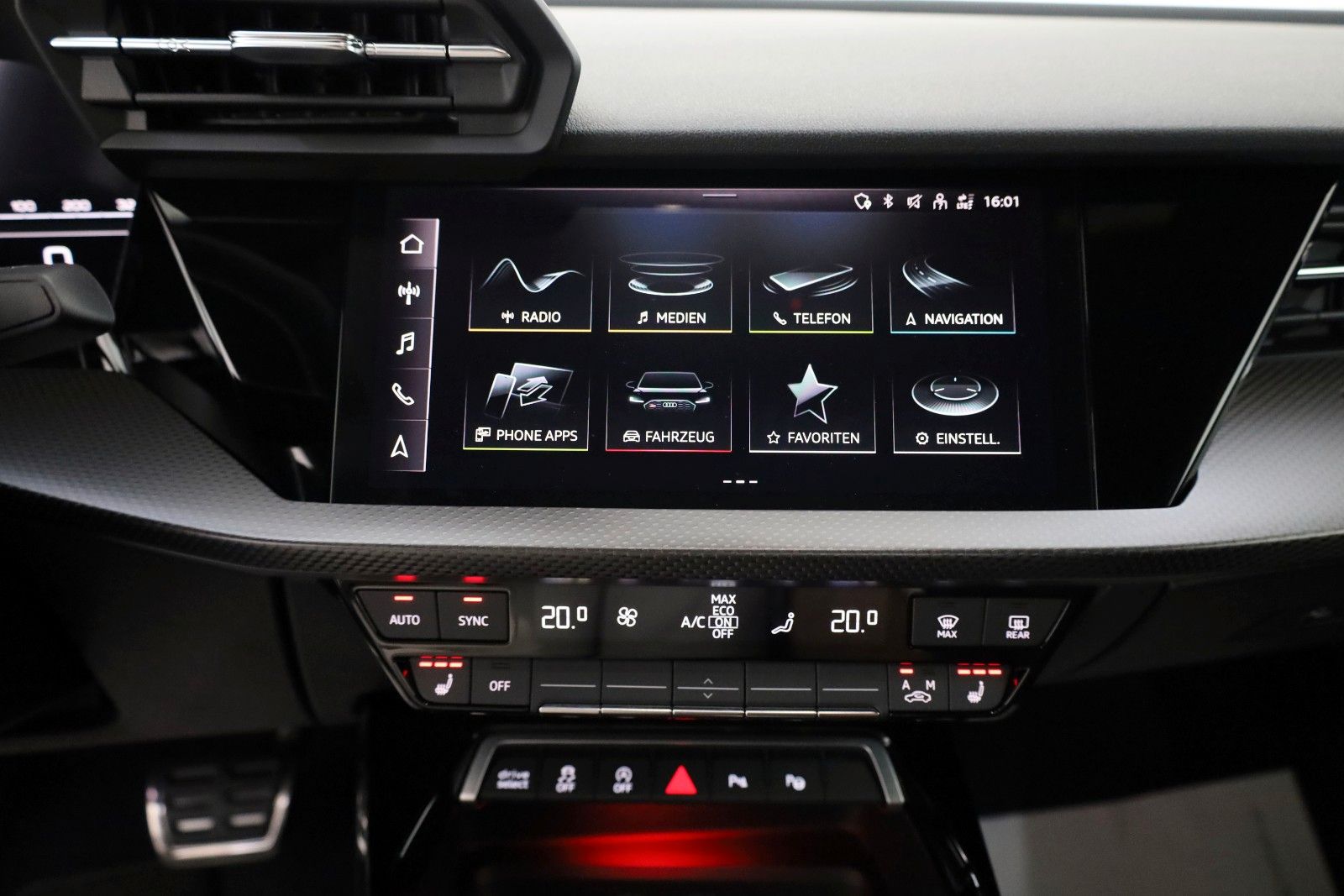Fahrzeugabbildung Audi RS3 Lim. , RS-Designpaket, HUD,Panorama,Matrix
