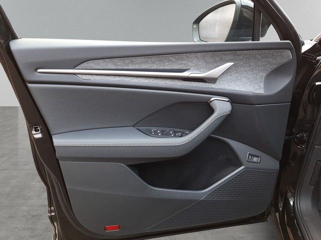 Fahrzeugabbildung Skoda Kodiaq Selection 2.0TDI 4x4 DSG LED AHK 19"