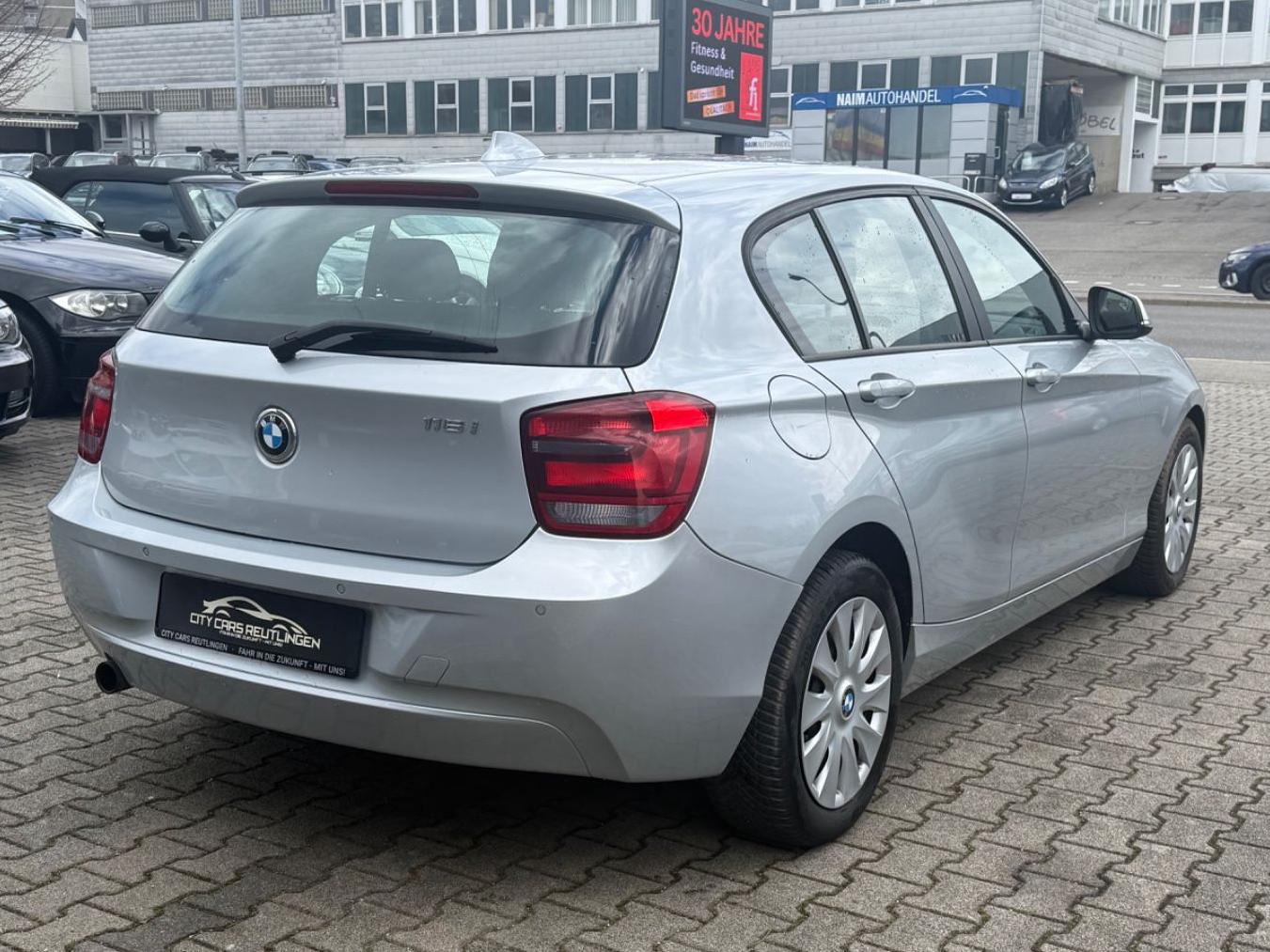 BMW 116i 1 Lim 5-trg. +STEUERKETTE NEU+