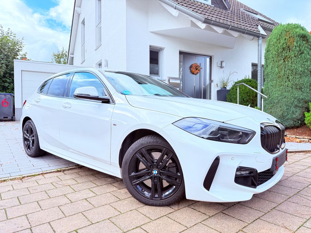 Image of BMW 120