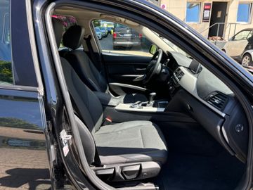 BMW 318 - 12