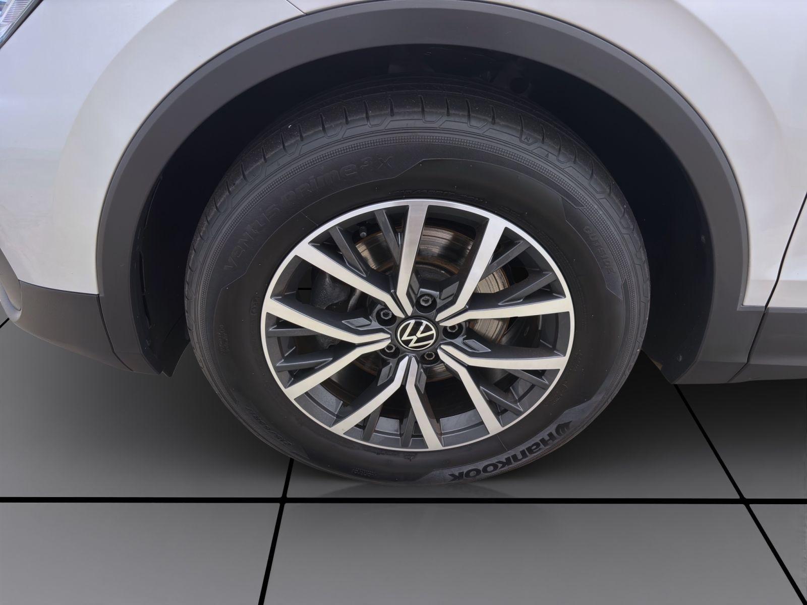 Volkswagen Tiguan 2.0 TDI DSG LIFE AHK KAMERA NAVI PDC