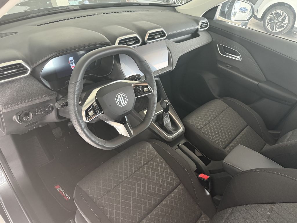 MG ZS