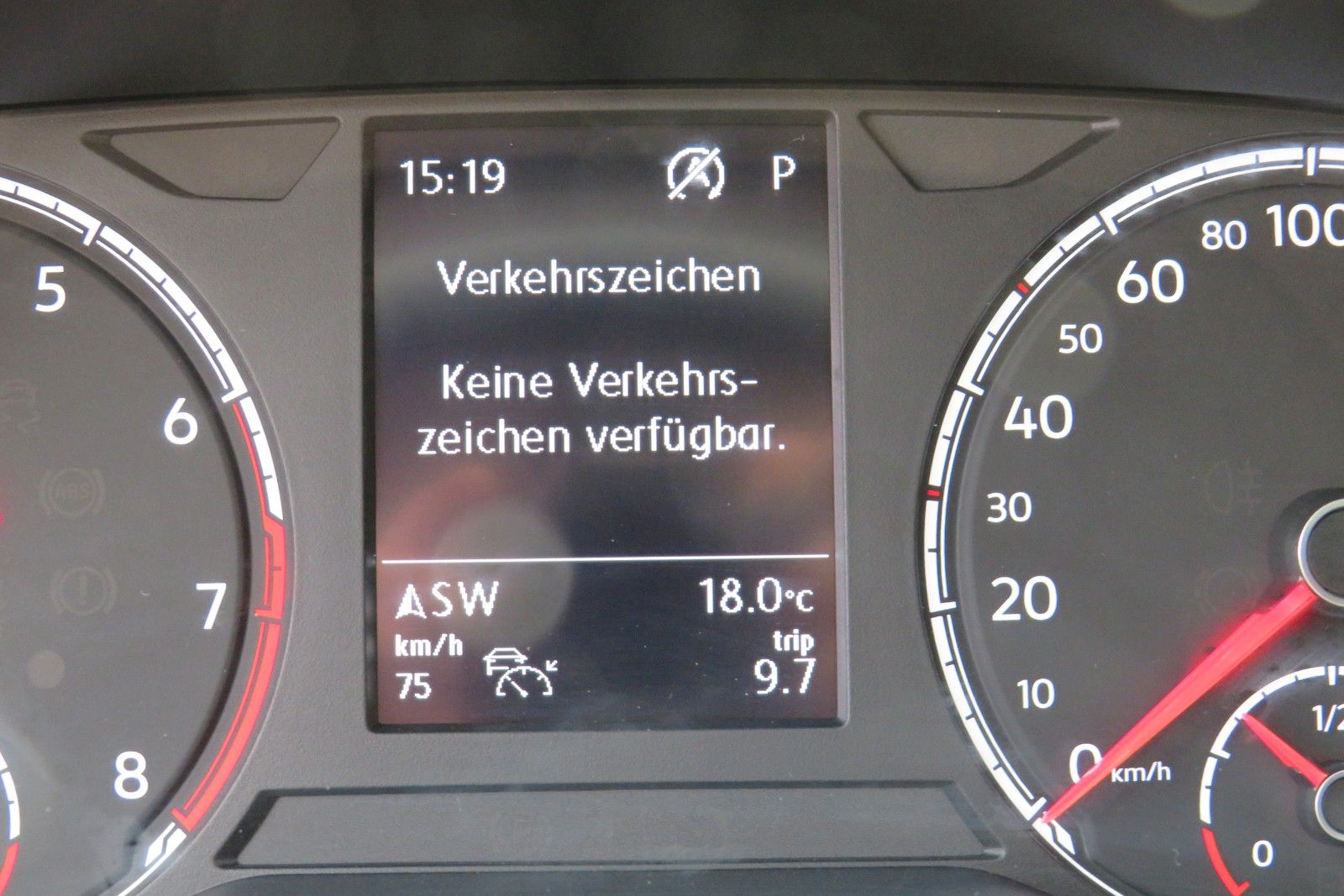 Fahrzeugabbildung Volkswagen T-Cross Highline DSG ACC NAVI AHK APP 1.HAND