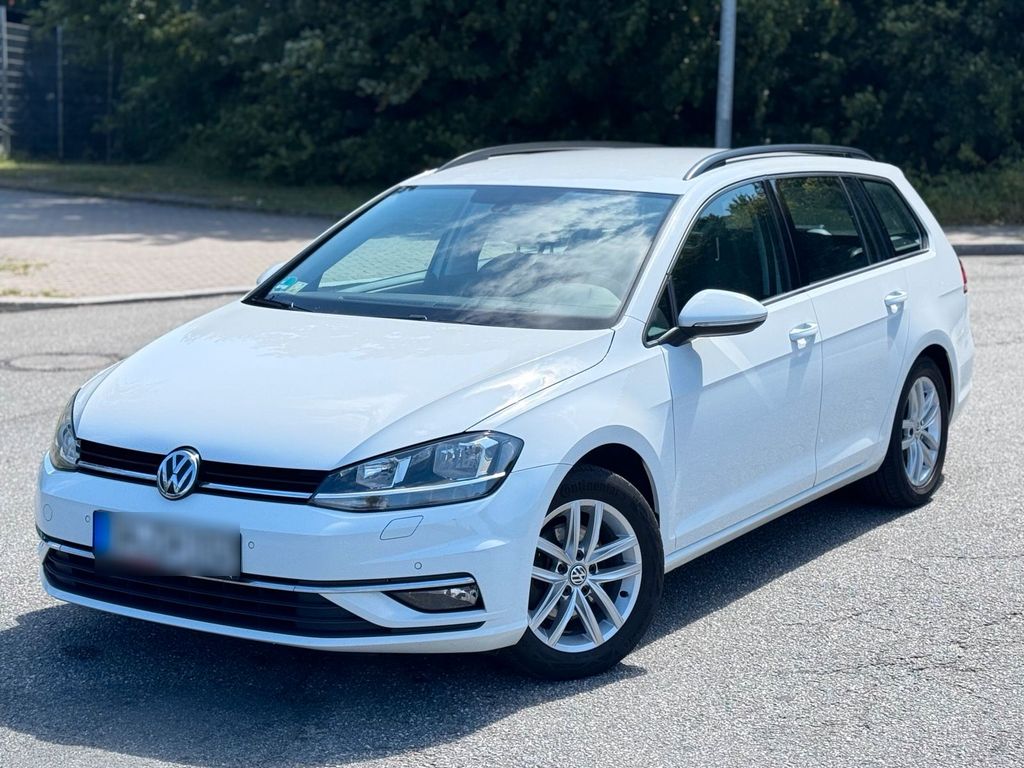Image of Volkswagen Golf