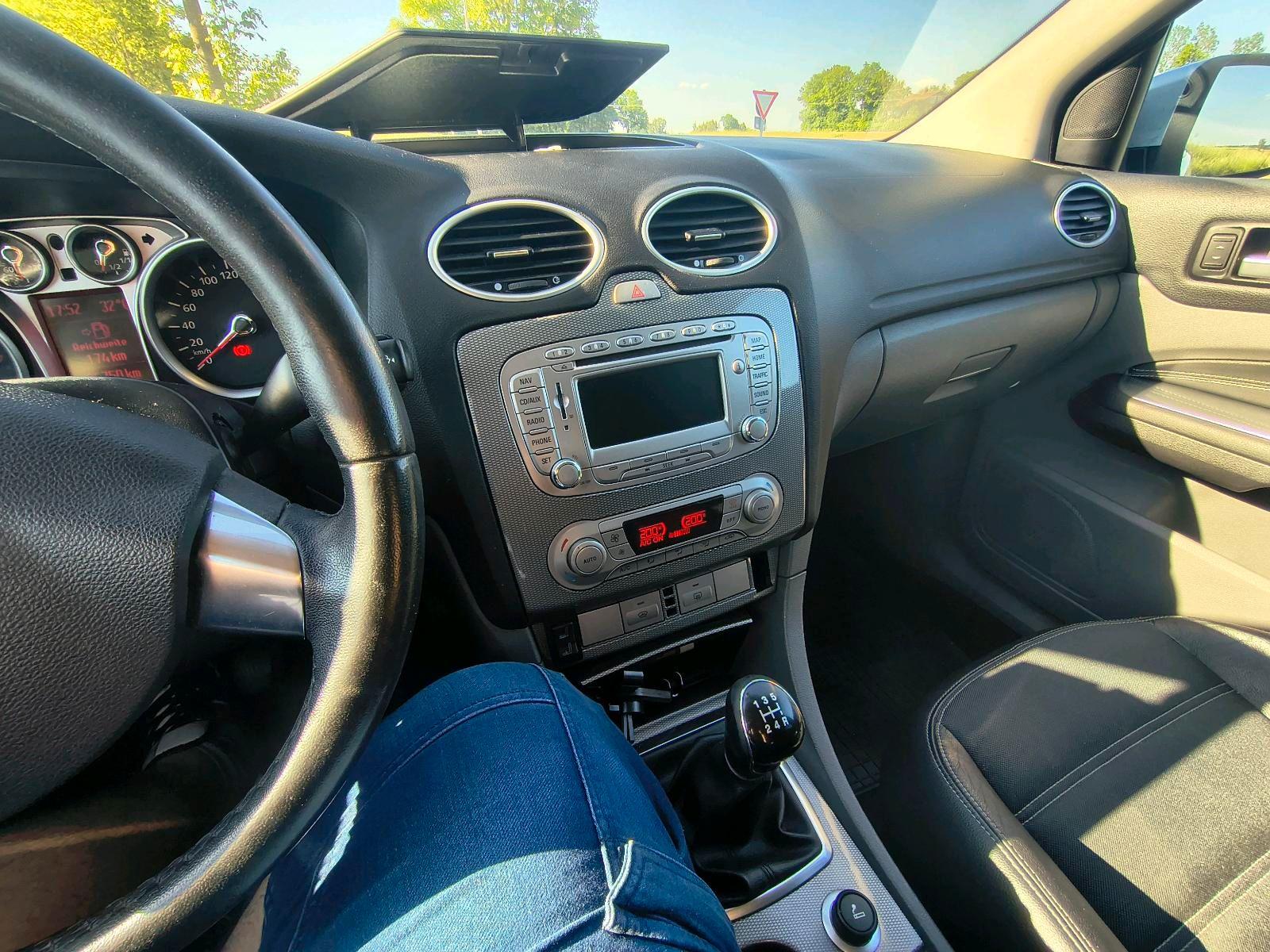 Ford Focus 2008 — photo 9