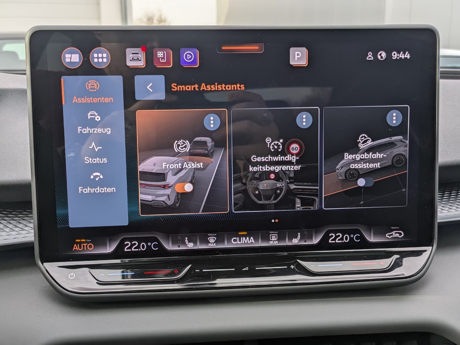 Fahrzeugabbildung CUPRA Terramar 2.0 TSI 4D VZ HUD*MATRIX*PANO*DCC*20"