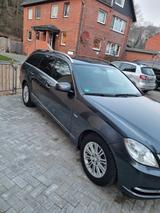 Mercedes-Benz E 220 CDI BlueEFFICIENCY ELEGANCE ELEGANCE