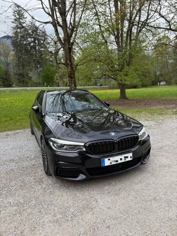 Image of BMW 540