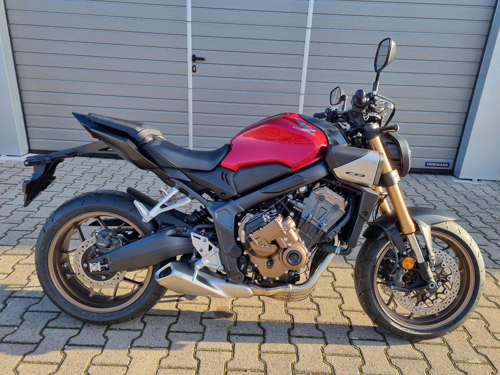 Honda CB 650 R E-Clutch*die letzte in Rot*TZ 09/25