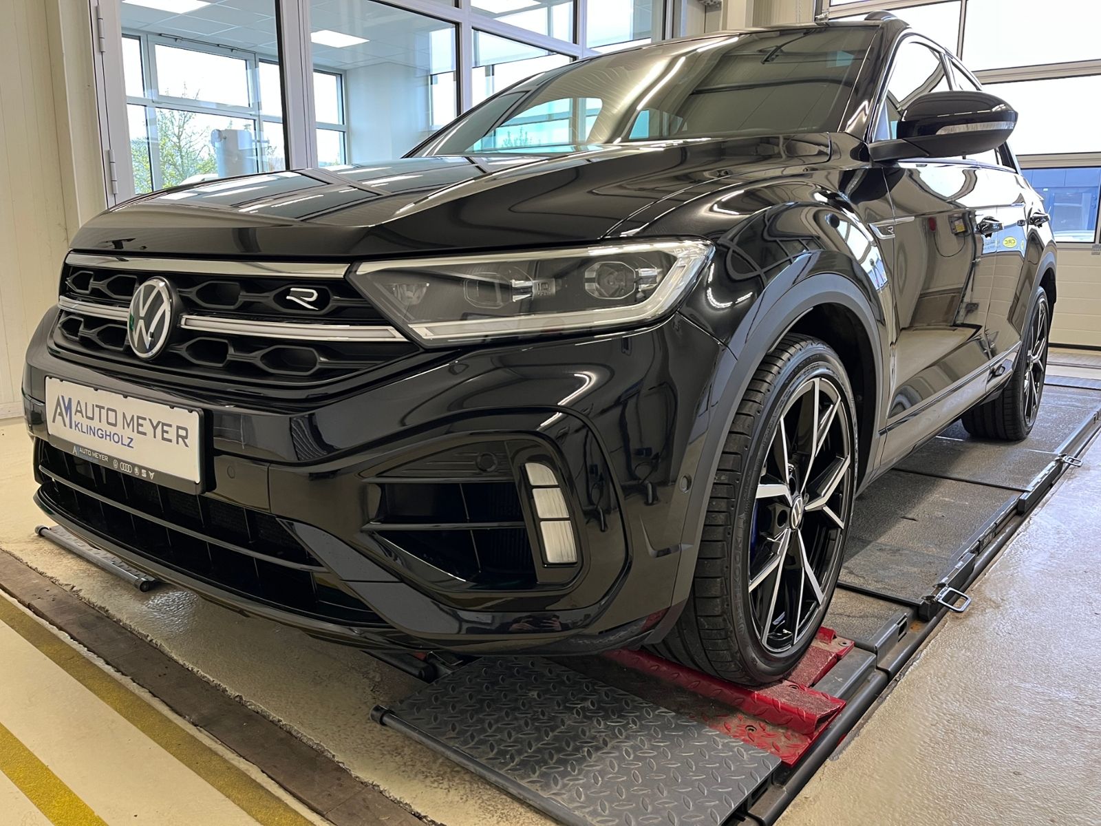 Volkswagen T-Roc - Bild 2