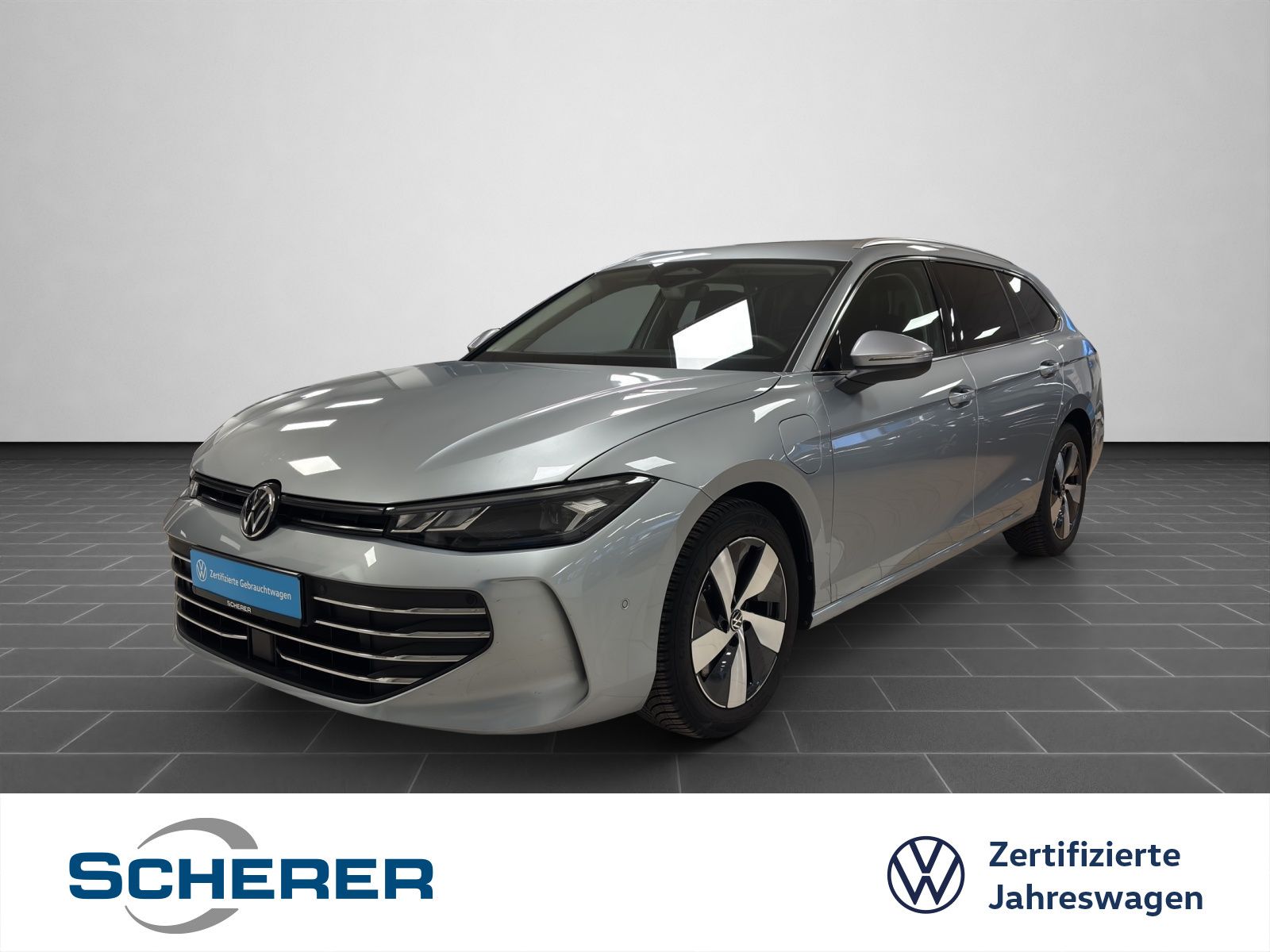 Volkswagen Passat Variant 1.5 eHybrid Business NAVI AHK HUD