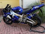 Yamaha R1 rn04  - YAMAHA R1 RN04