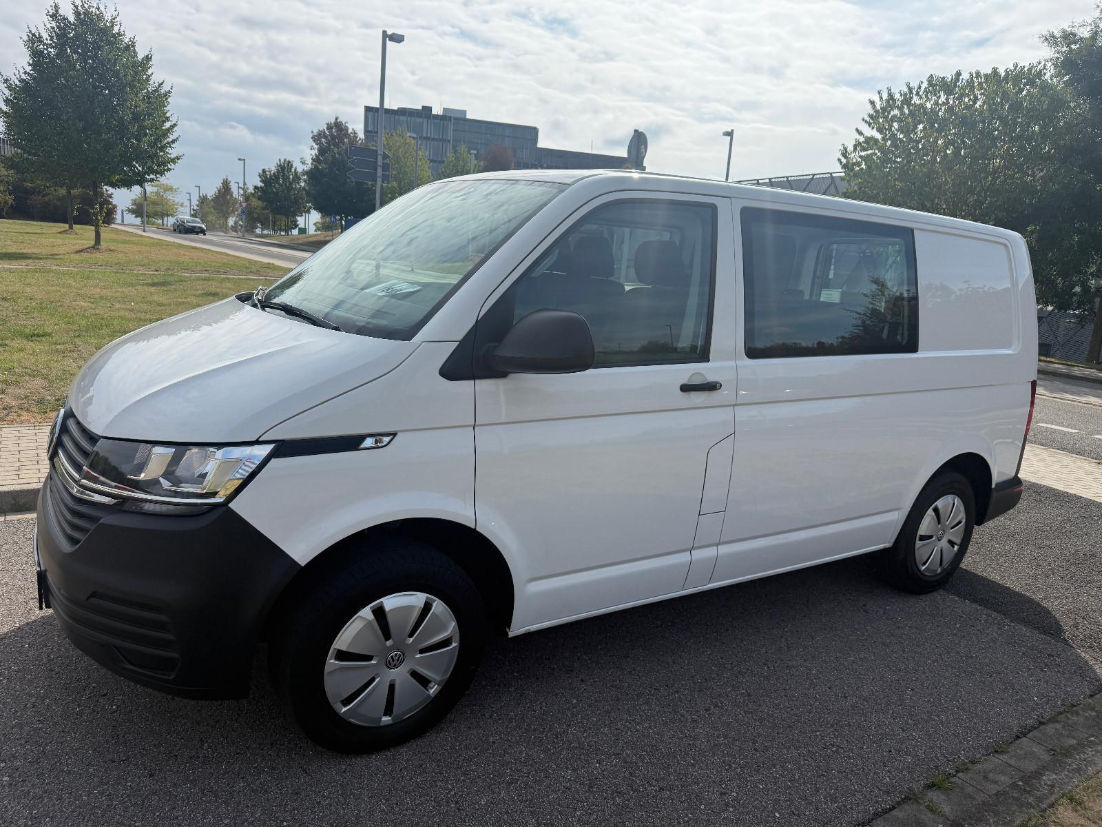 Volkswagen T6.1 Transporter Kombi FWD EcoProfi + 6 Sitze +