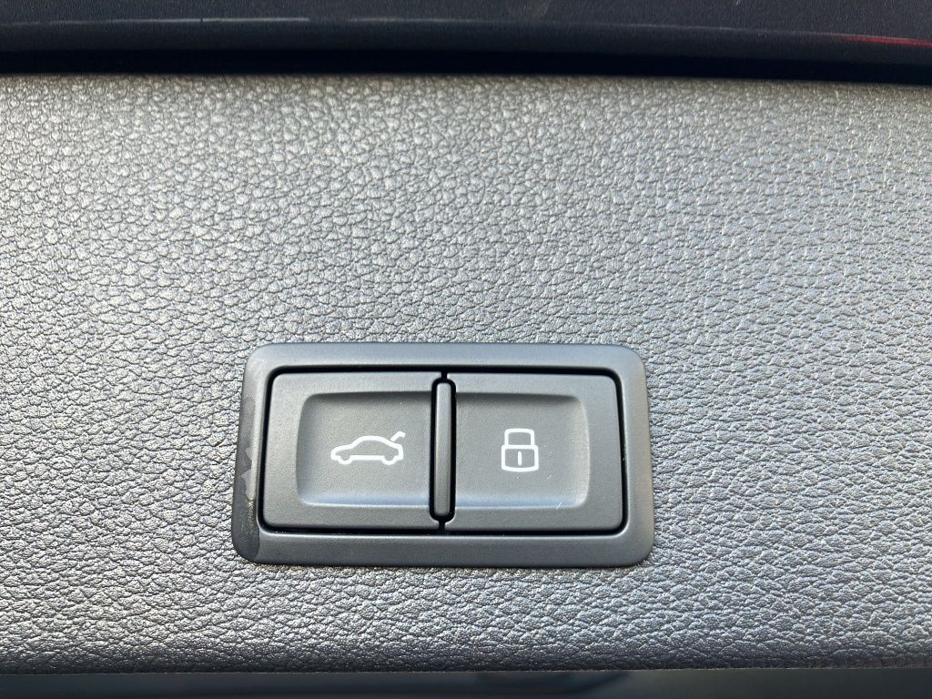 Fahrzeugabbildung Audi Q2 35 1.5 TFSI S line *MATRIX-LED*KAMERA*ACC*