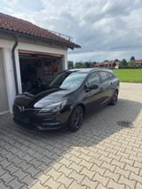 Opel Astra ST 1.5 Diesel 90kW 120 Jahre Auto 120 ... - Opel Astra mit Diesel-Antrieb: Kombi, Automatik, 1.9