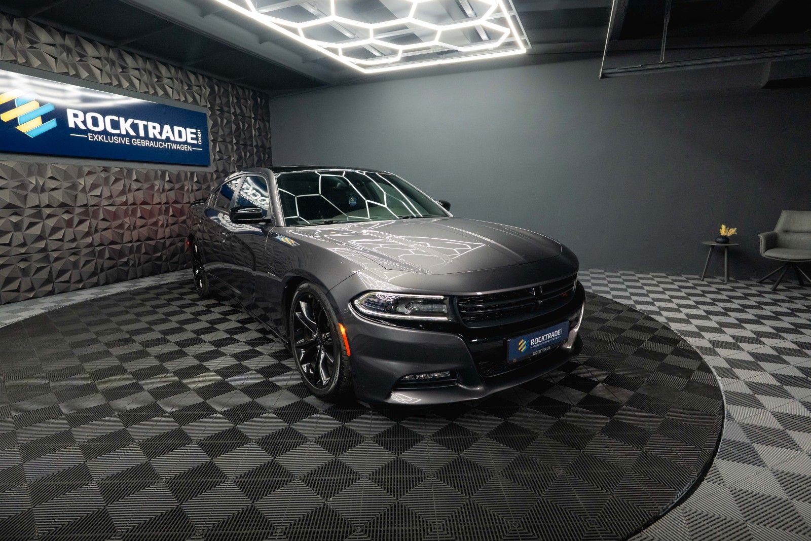 Fahrzeugabbildung Dodge Charger 5.7 V8 HEMI R/T+ Full Options *ACC*LED*