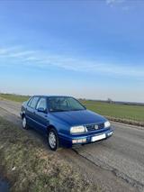 Volkswagen Vento 1.8 55kW GLX TÜV 2027- Fahrbereit!  - Volkswagen Vento aus 1996