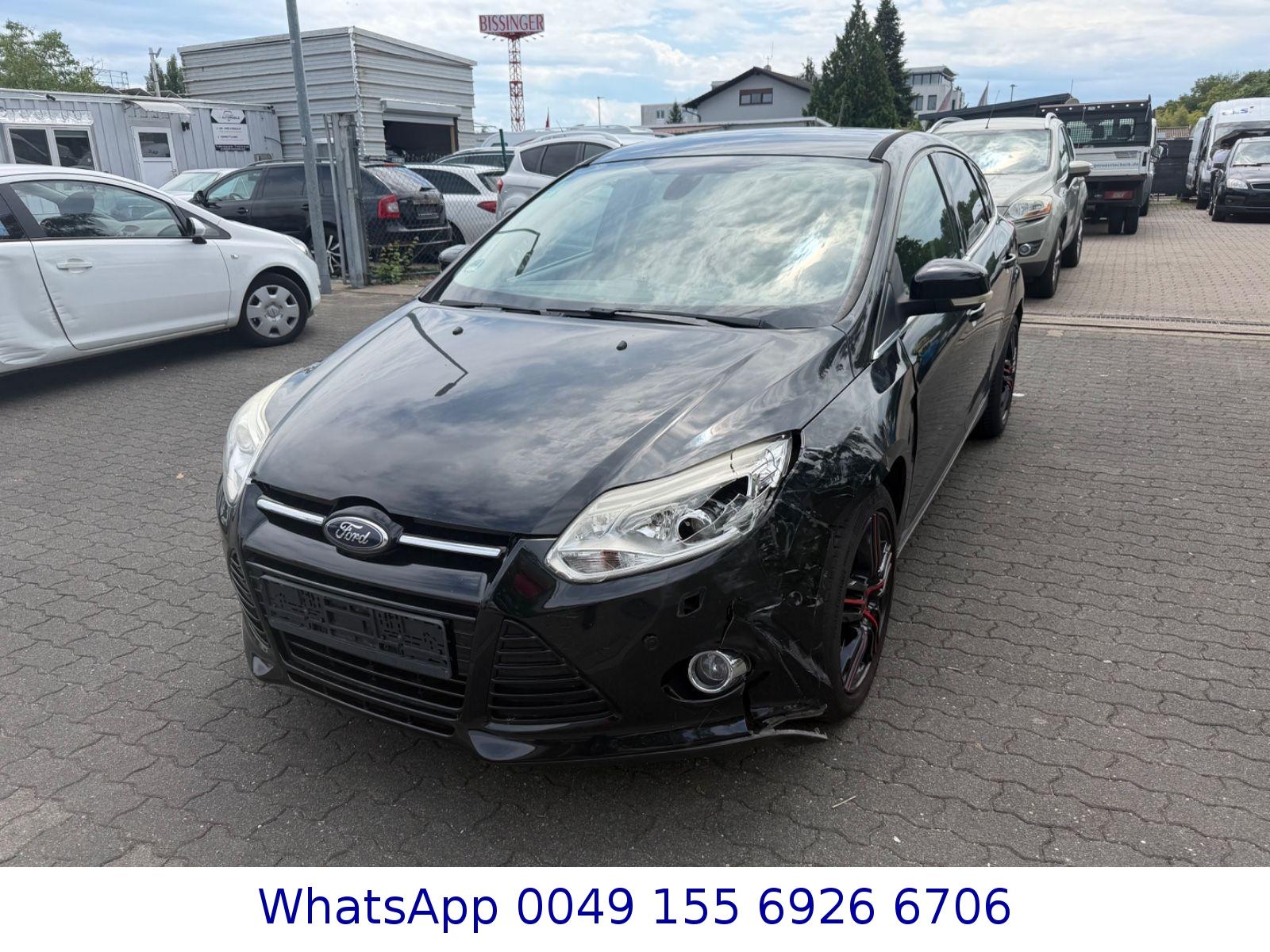 Ford Focus 1.6 Lim. Titanium - Fahrbereit -