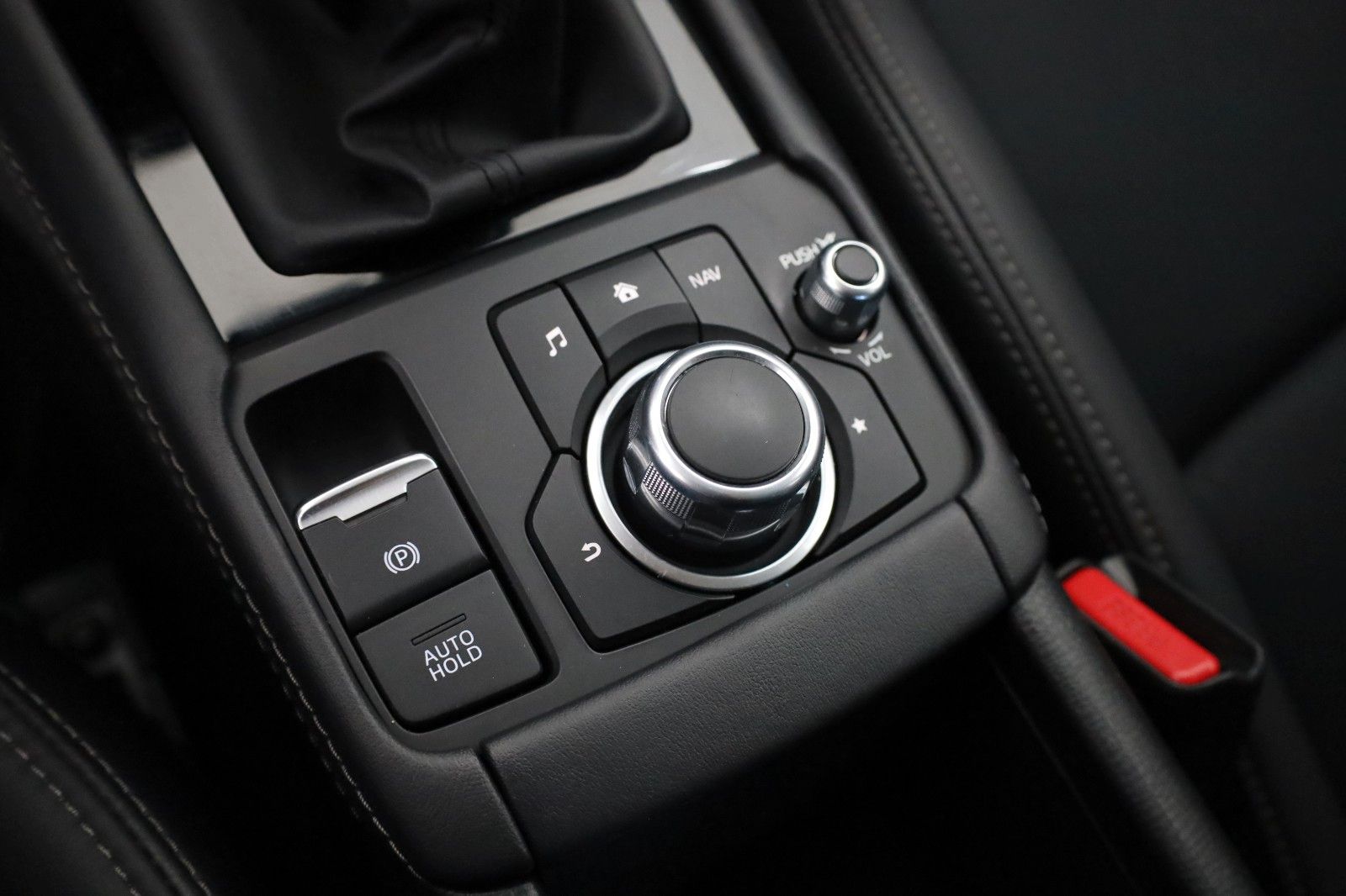 Fahrzeugabbildung Mazda CX-3 Sports-Line AWD TLeder,Navi,LED,Kamera,SH