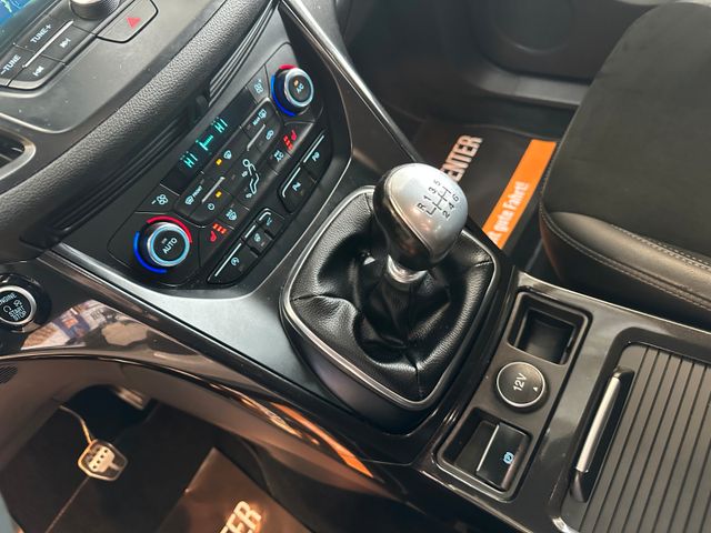 Ford Kuga ST-Line *Xenon*Leder*Navi*Kamera*