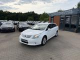 Toyota Avensis Kombi Edition/1,6/EURO5/KLIMA/TEMPO/NAVI - weiße Toyota Avensis