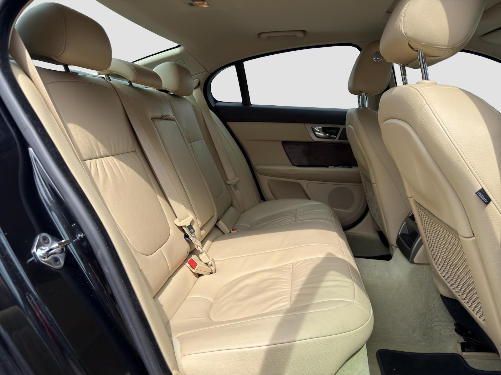 JAGUAR XF 3.0 V6 275CH LUXE
