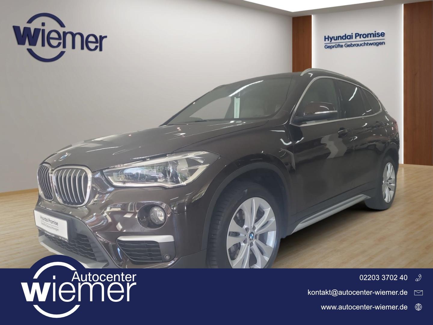 BMW X1 xDrive 20 i xLine Park-Assistent HUD Panorama