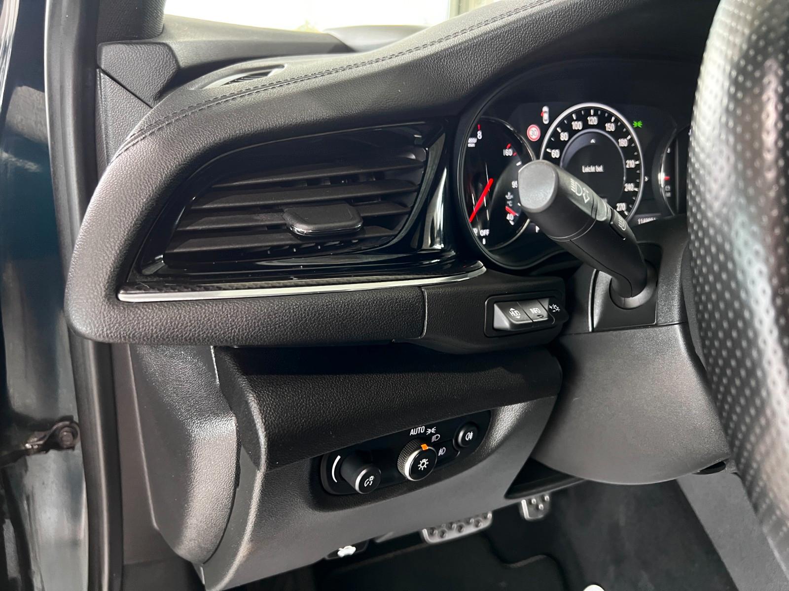 Opel Insignia B 4x4 SPORT OPC | BOSE | HuD | KAMERA