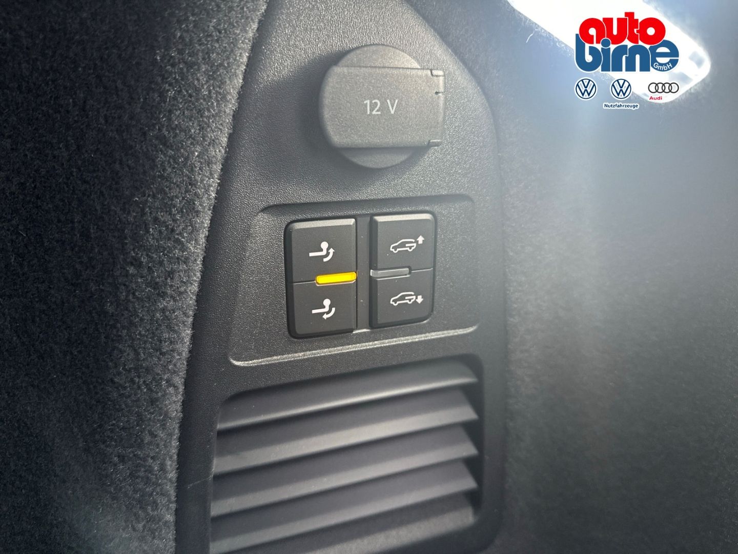Touareg V6 3.0 TDI 4Motion R-Line HUD Luftfederu