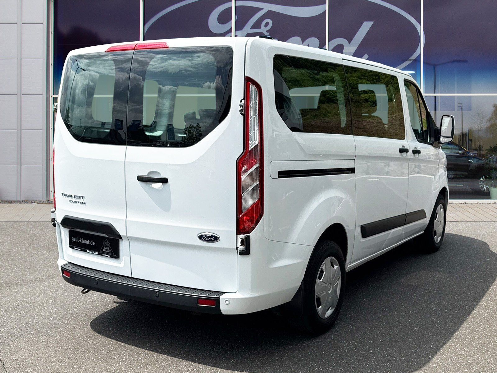 Fahrzeugabbildung Ford Transit Custom 2.0 TDCi 320 L1 Trend #6Sitzer