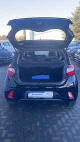 Hyundai i10 1.2 84PS !NaviGross/Alu/Kamera 1JahrGarantie - Hyundai i10: Ps
