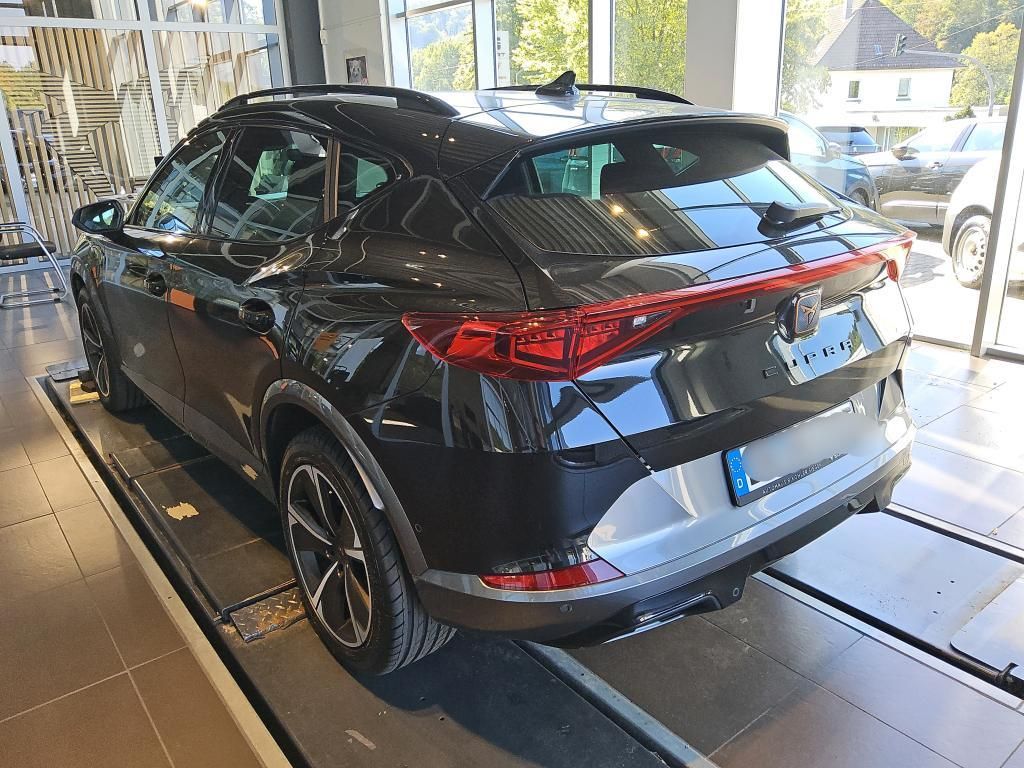 Cupra Formentor 1.4TSI e-Hybrid LED/PANO/SPUR/AMBIENTE imagem 3